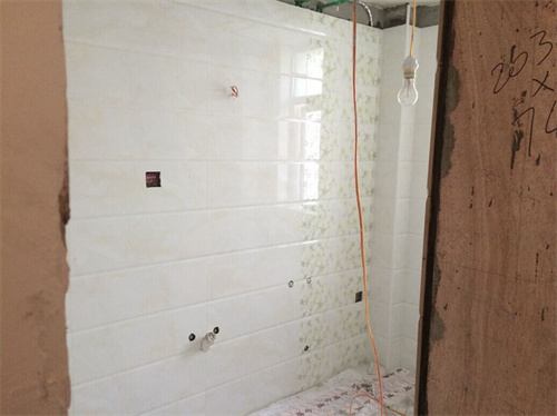 厨房墙上瓷砖鼓起来了怎么办(厨房墙上瓷砖鼓起来了怎么办呢) 厨房墙上瓷砖鼓起来了怎么办(厨房墙上瓷砖鼓起来了怎么办呢)